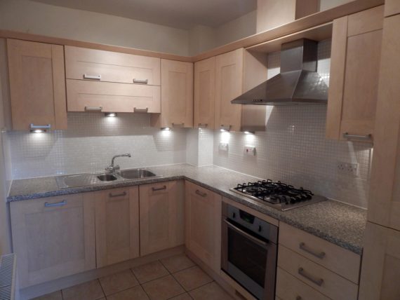2 bedroom Apartment...
